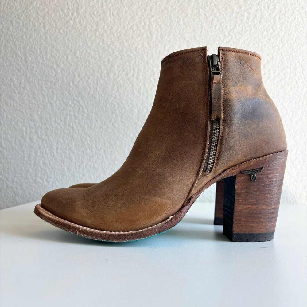 Lane CHARLIE Brown Short Cowboy Boots Womens 9 Western Leather Ankle Bootie USED